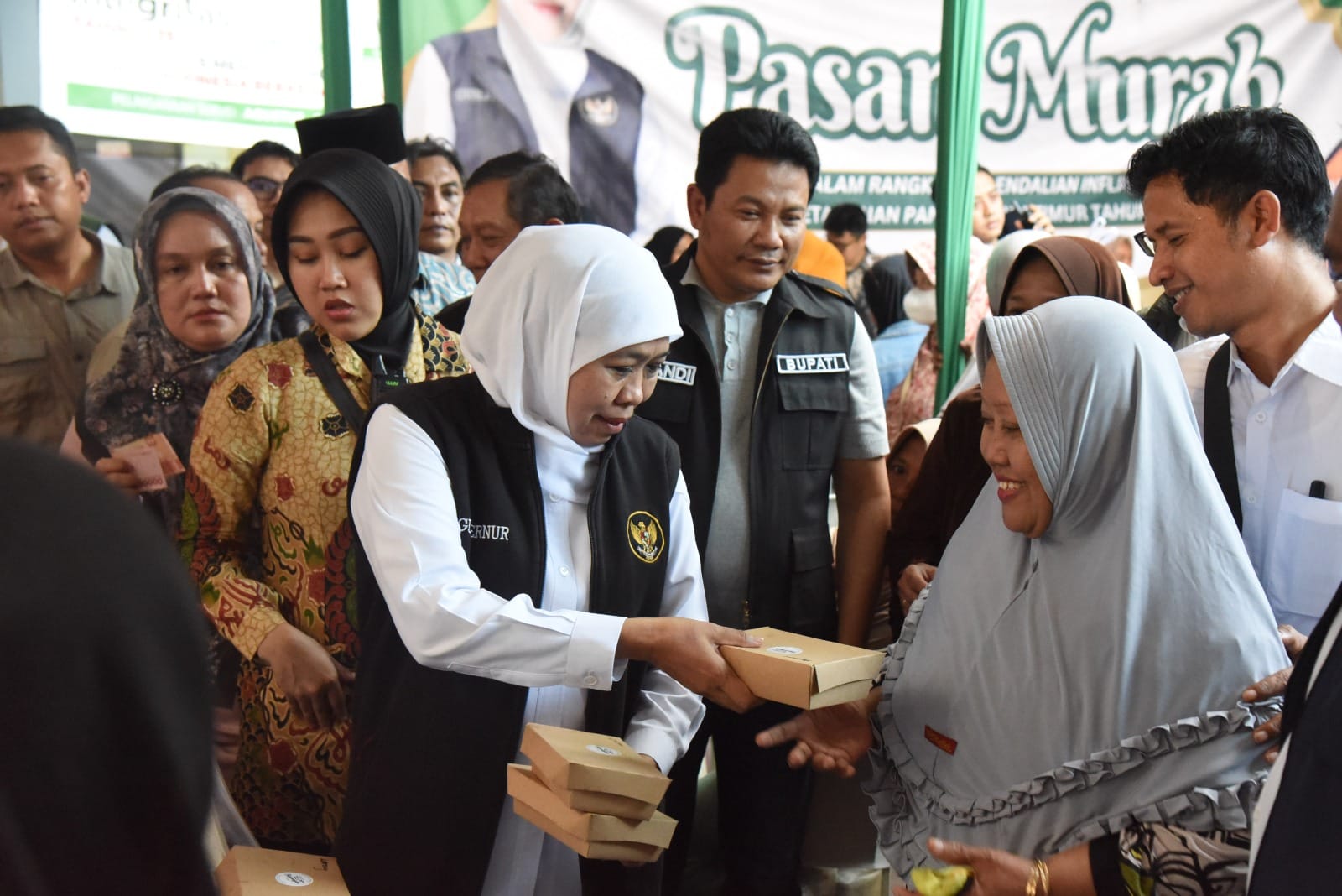 pasar murah sidoarjo waru sembako murah gubernur jatim subandi